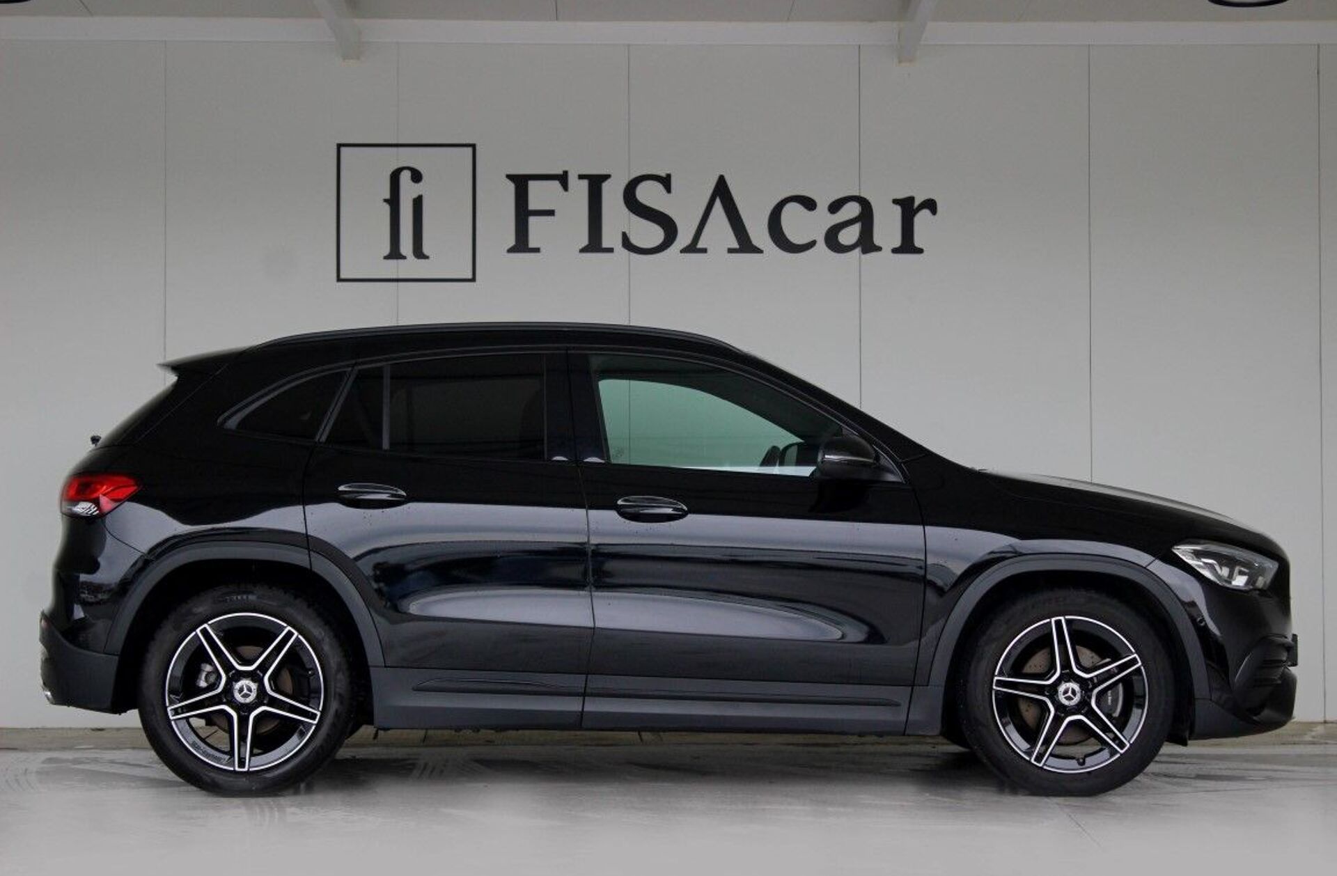 MERCEDES Classe GLA GLA 180 d AMG Line