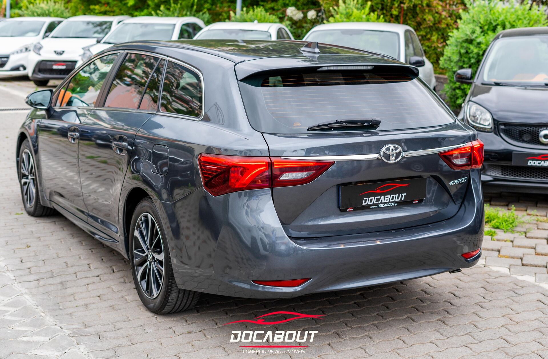 TOYOTA Avensis SW 2.0 D-4D Exclusive