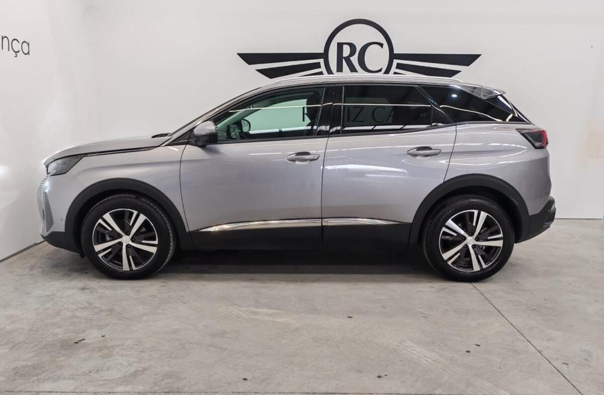 PEUGEOT 3008 1.5 BlueHDi Allure EAT8
