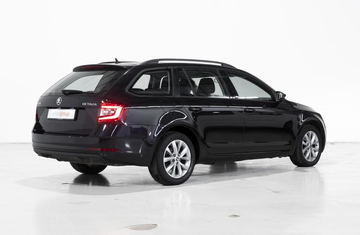 SKODA Octavia 2.0 TDI Ambition DSG