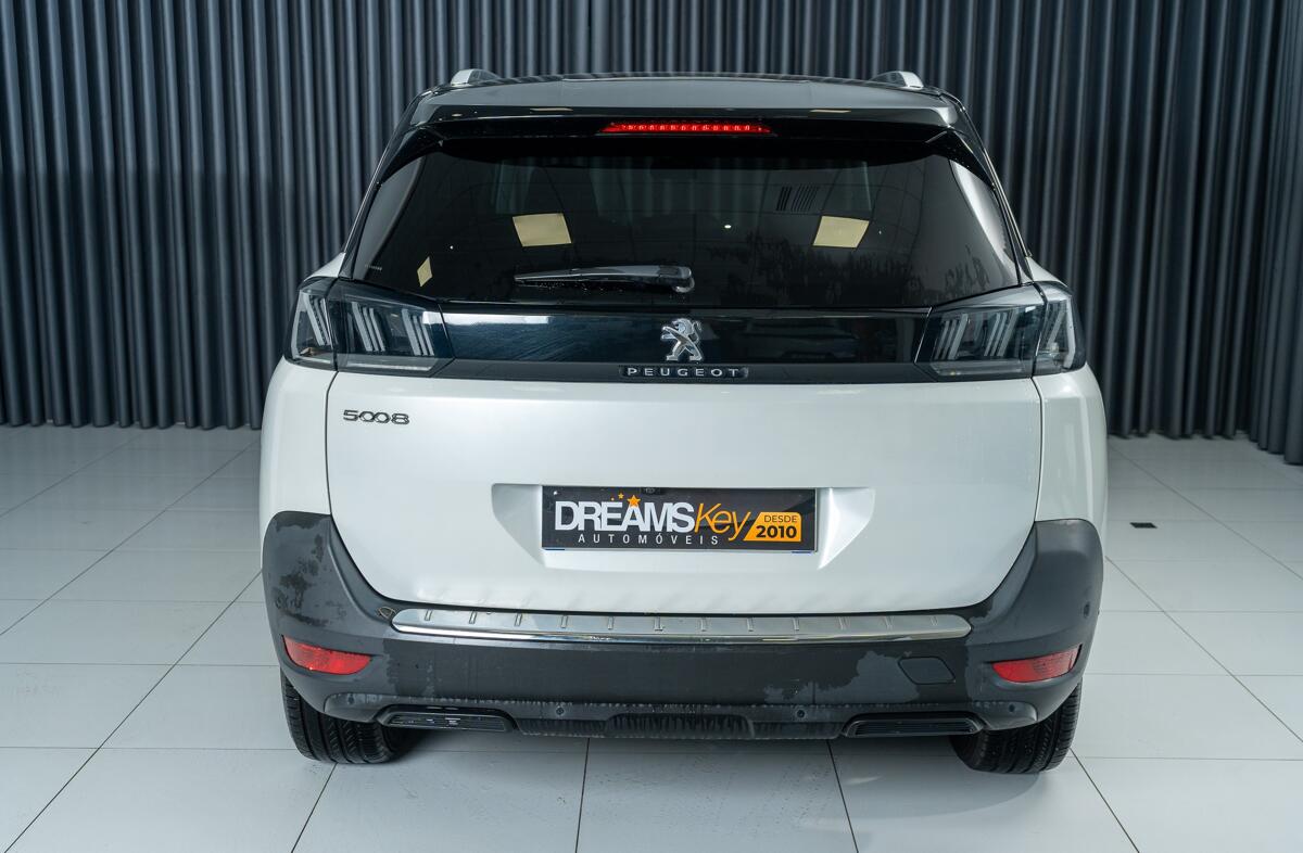 PEUGEOT 5008 1.2 PureTech Allure EAT8