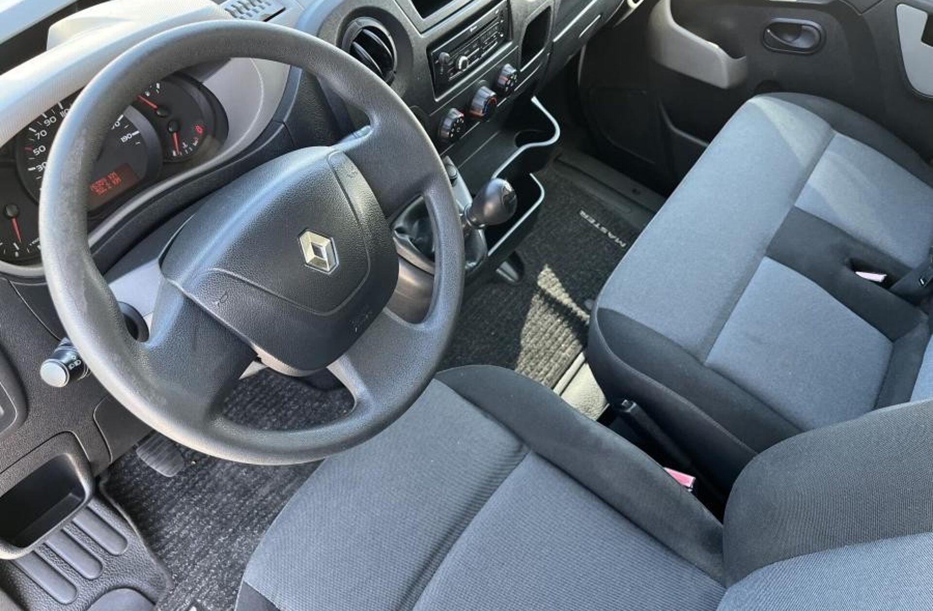 RENAULT Master 2.3 dCi L1H1 3.5T