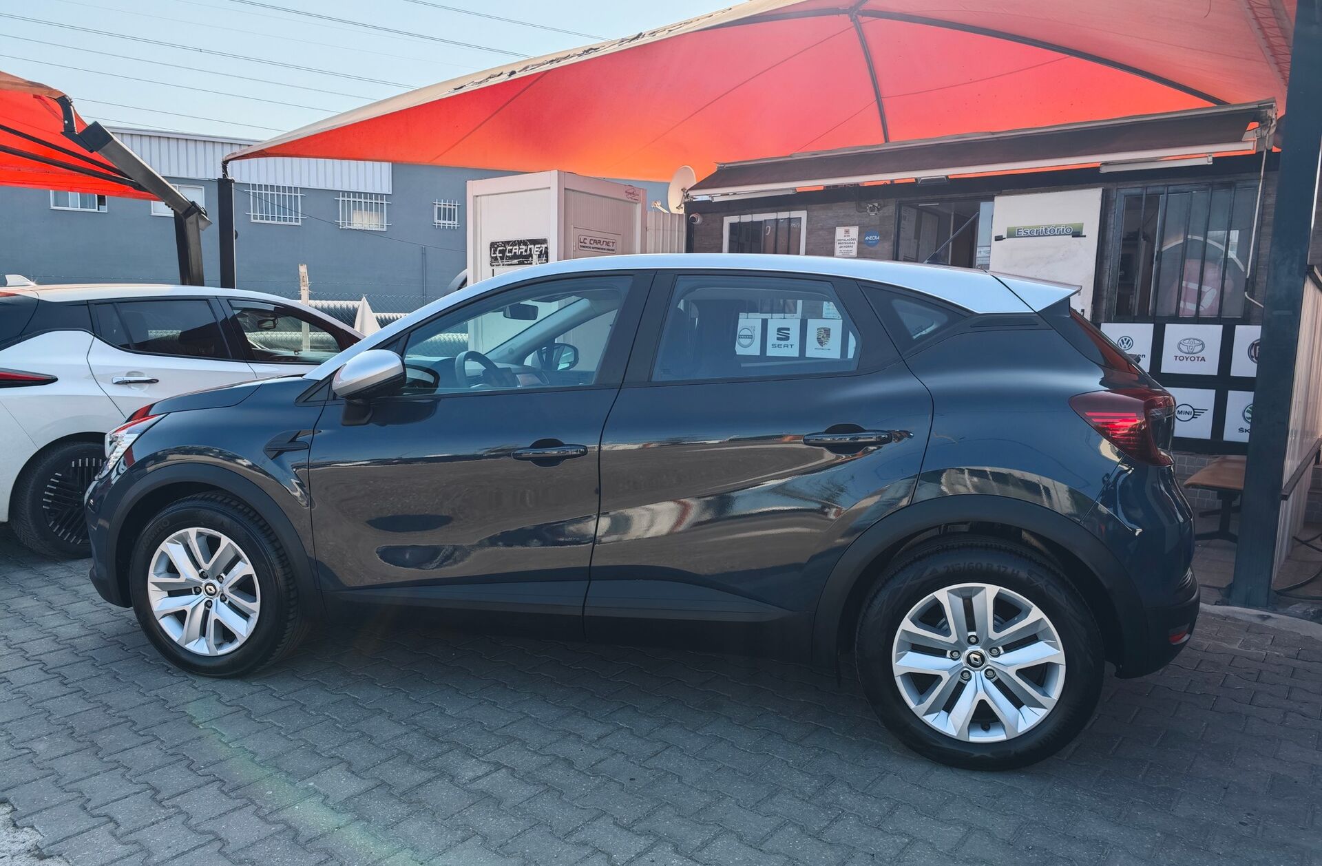 RENAULT Captur 1.0 TCe Intens