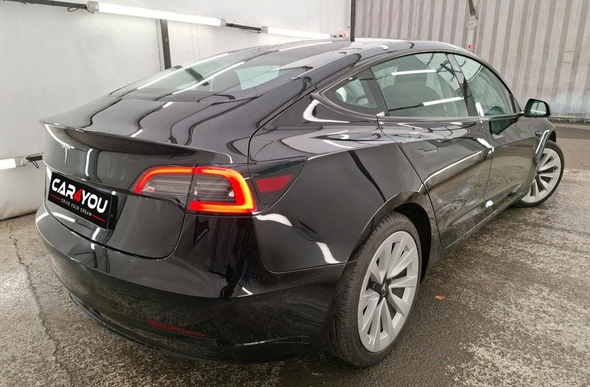 TESLA Model 3 Long Range Tração Integral
