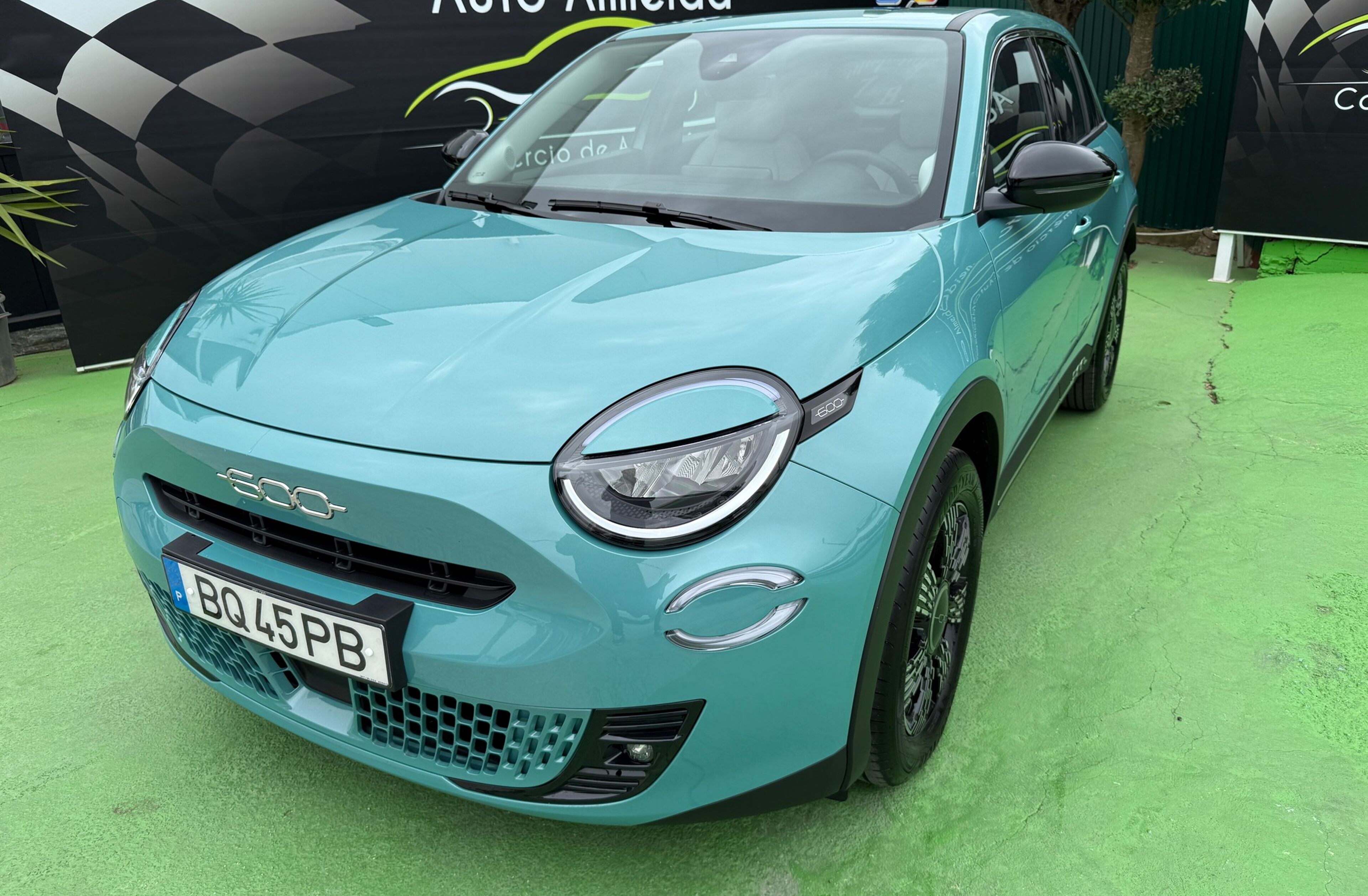FIAT 600 1.2 Hybrid La Prima