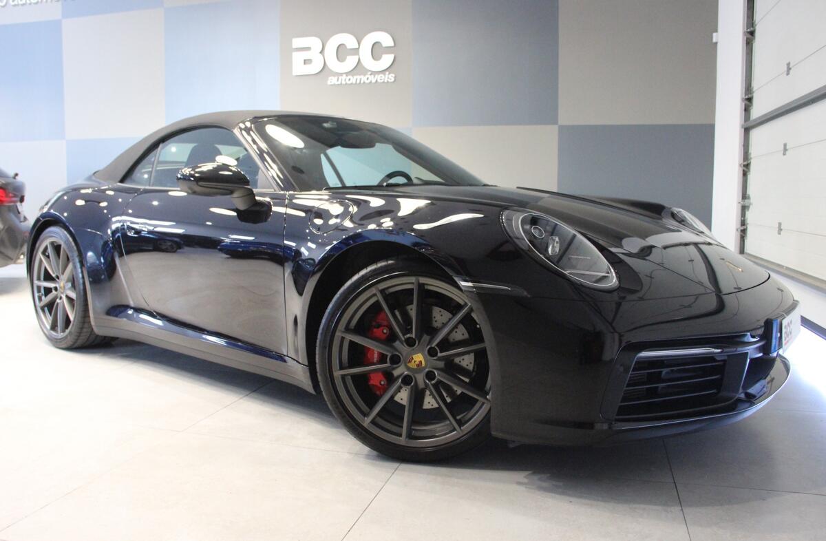 PORSCHE 911 Carrera 4S PDK