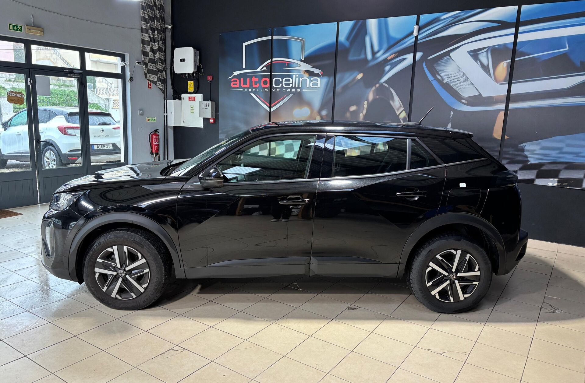 PEUGEOT 2008 1.2 PureTech Active