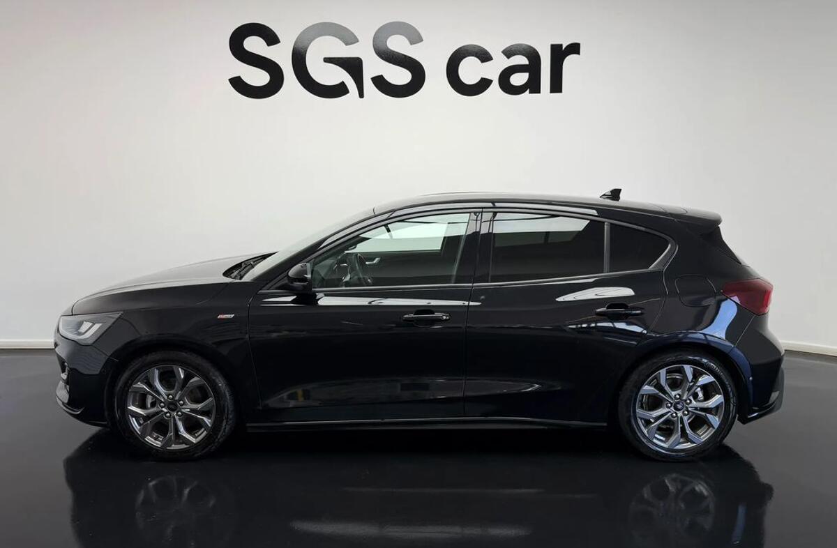 FORD Focus 1.0 EcoBoost MHEV ST-Line