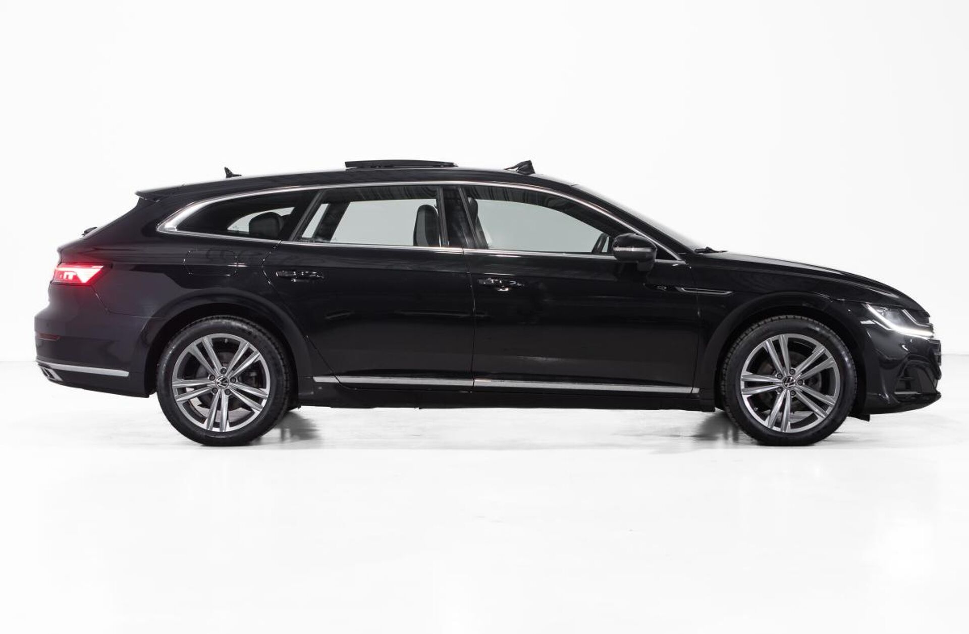 VOLKSWAGEN Arteon 1.4 TSI eHybrid R-Line