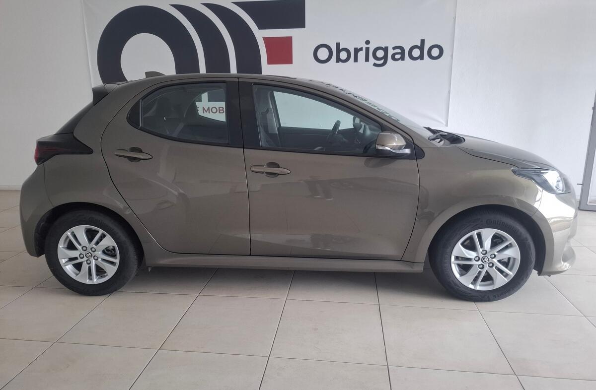 TOYOTA Yaris 1.5 HDF Comfort Plus
