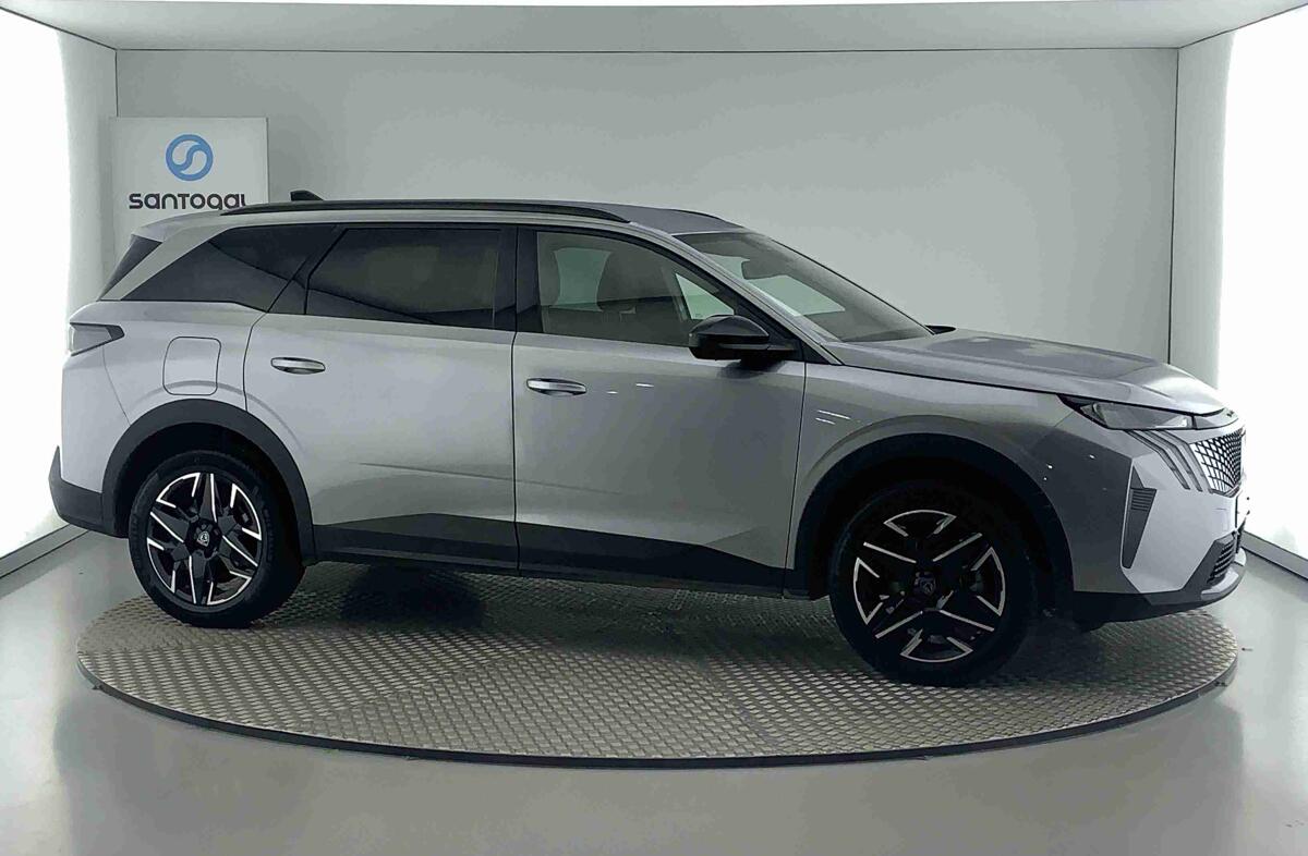 PEUGEOT 5008 1.2 Hybrid Allure e-DCS6
