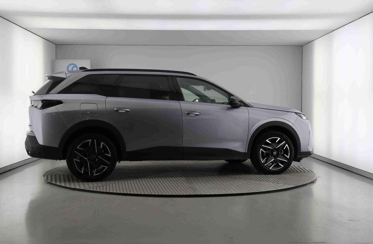 PEUGEOT 5008 1.2 Hybrid Allure e-DCS6