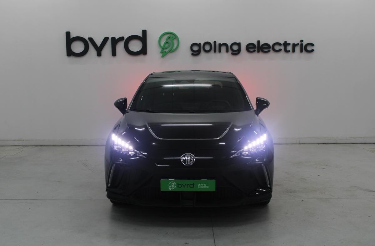 MG MG4 77 kWh Extended Range Luxury