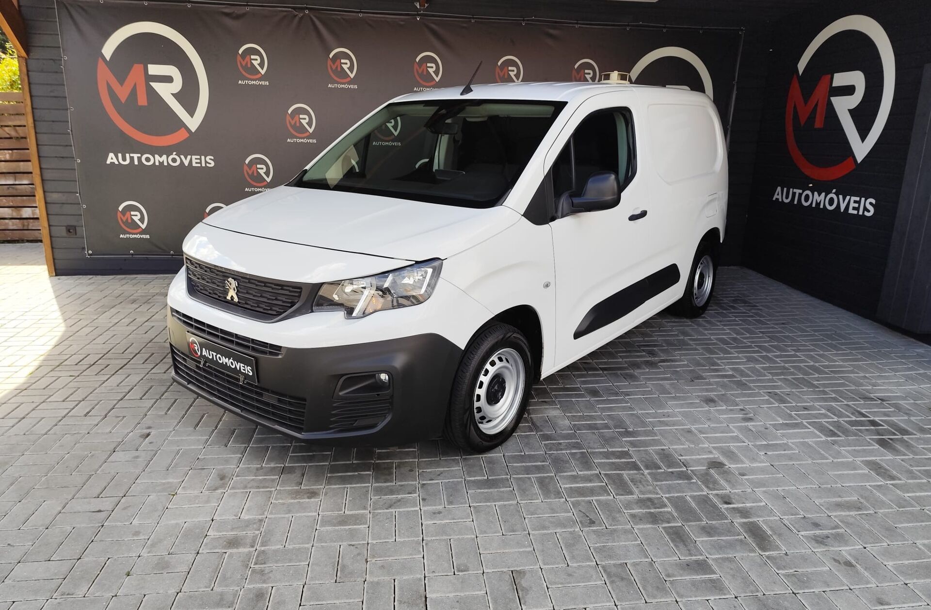 PEUGEOT Partner 1.5 BlueHDi Pre.St.Plus