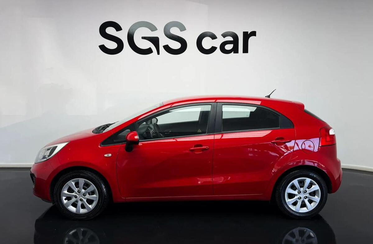 KIA Rio 1.1 CRDi EX
