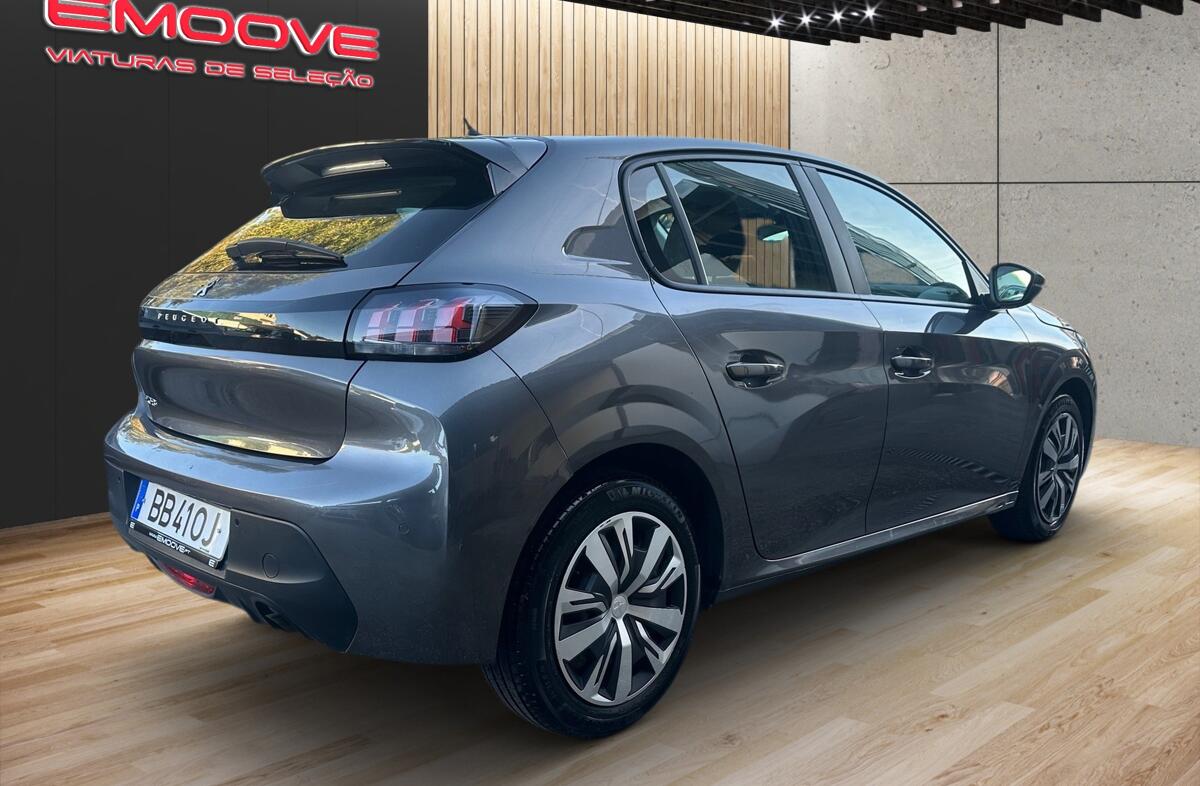 PEUGEOT 208 1.2 PureTech Active