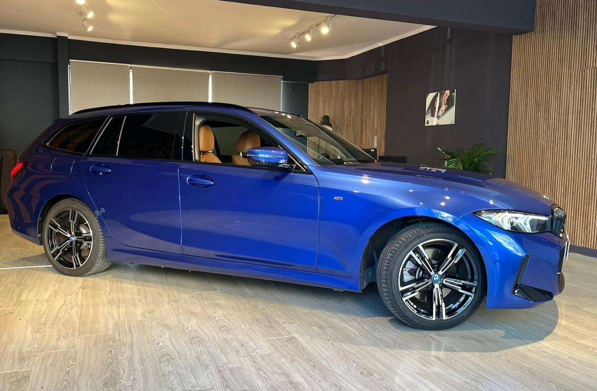 BMW Serie-3 330 e Pack Desportivo M Auto