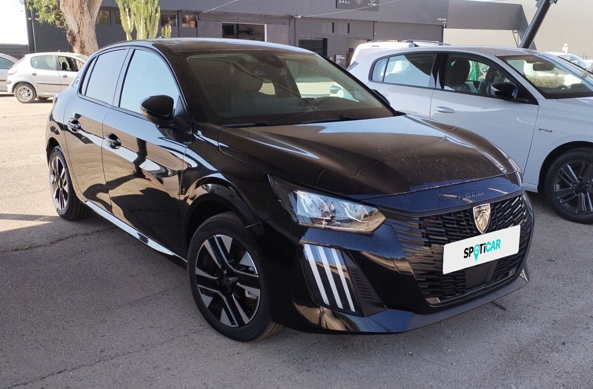 PEUGEOT 208 e- 51 kWh GT