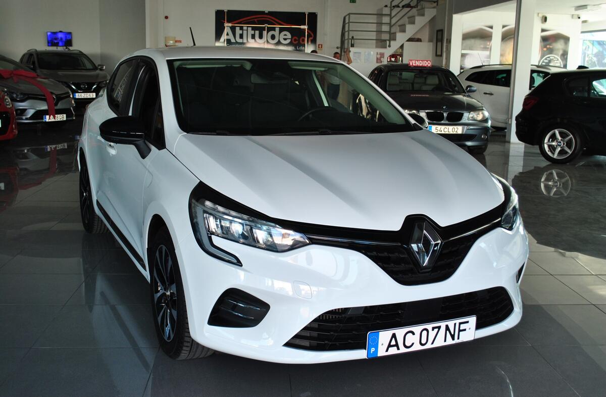 RENAULT Clio 1.0 TCe Intens