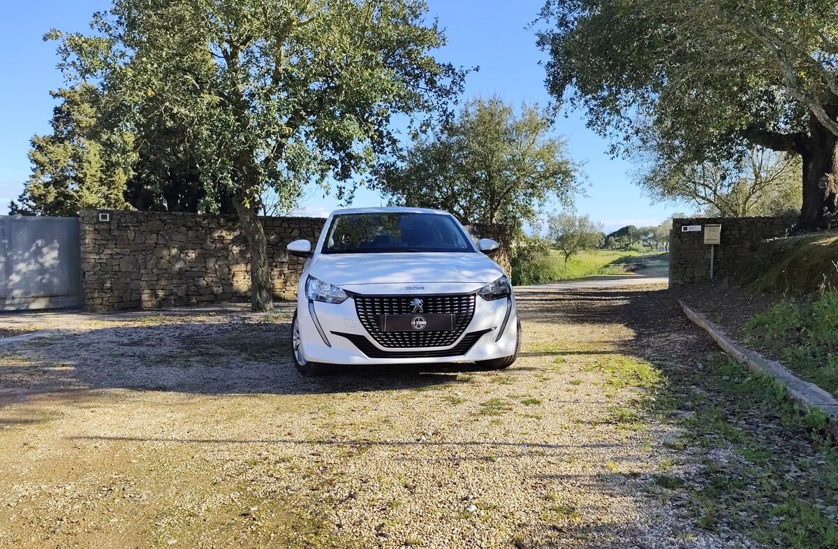 PEUGEOT 208 1.2 PureTech Active