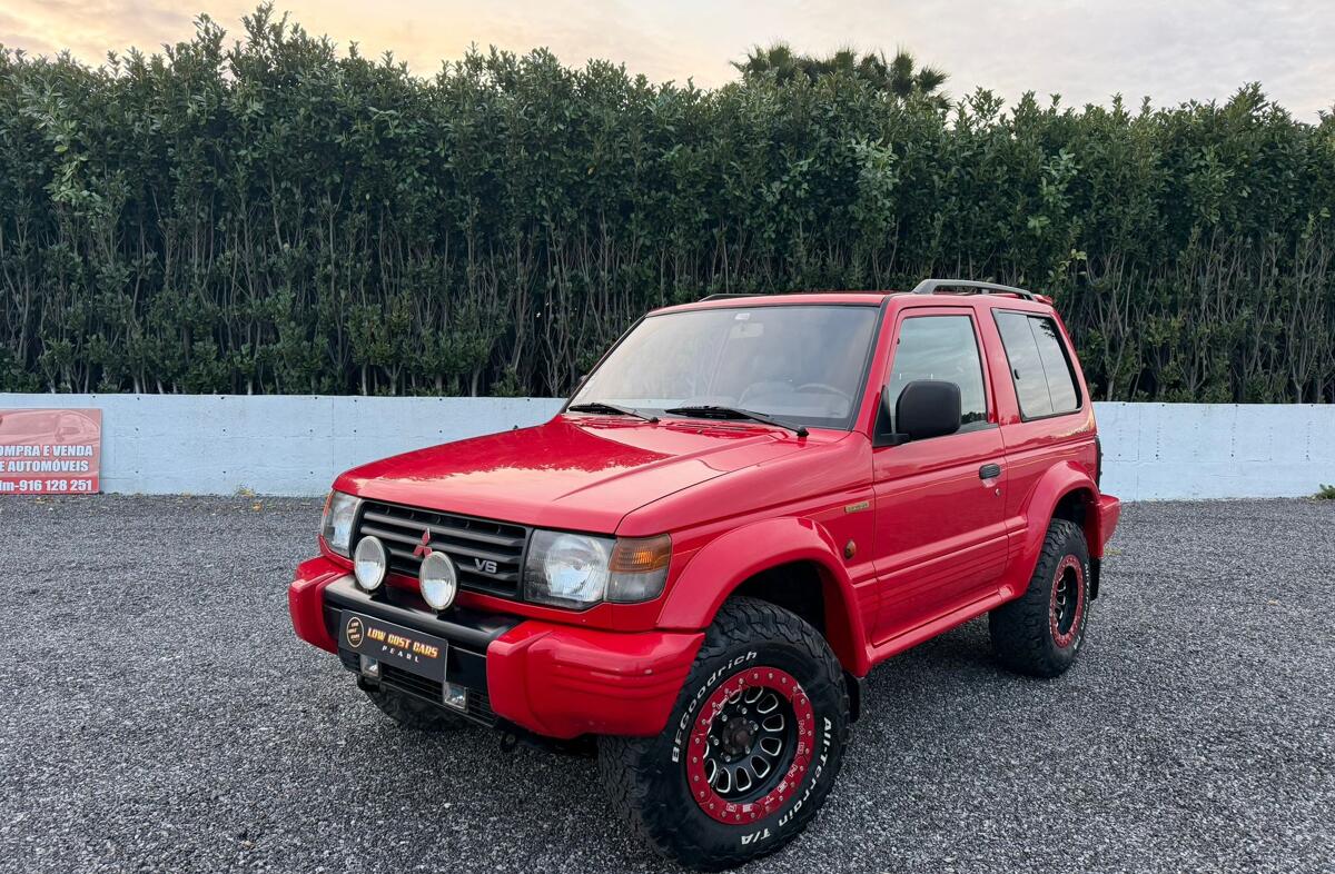 MITSUBISHI Pajero 3.5 V6