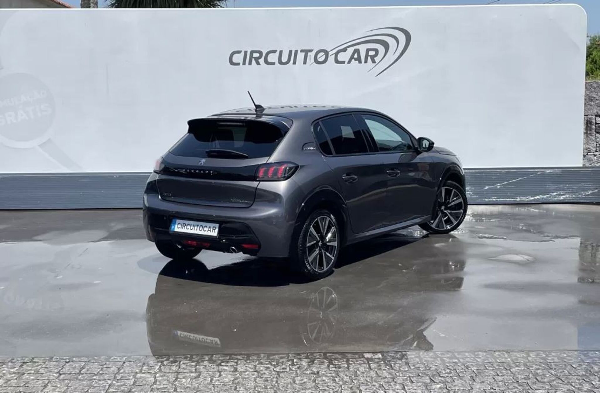 PEUGEOT 208 1.2 PureTech GT Line EAT8