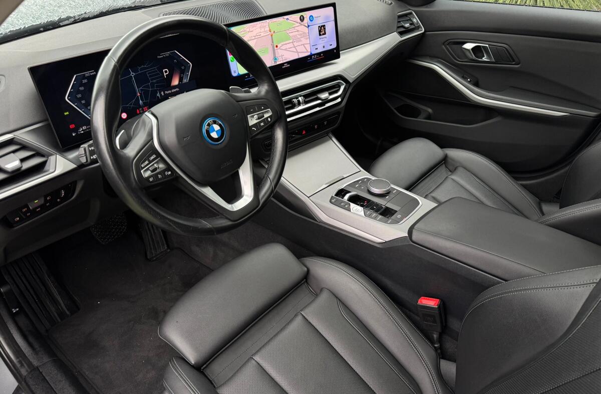 BMW Serie-3 330 e Auto