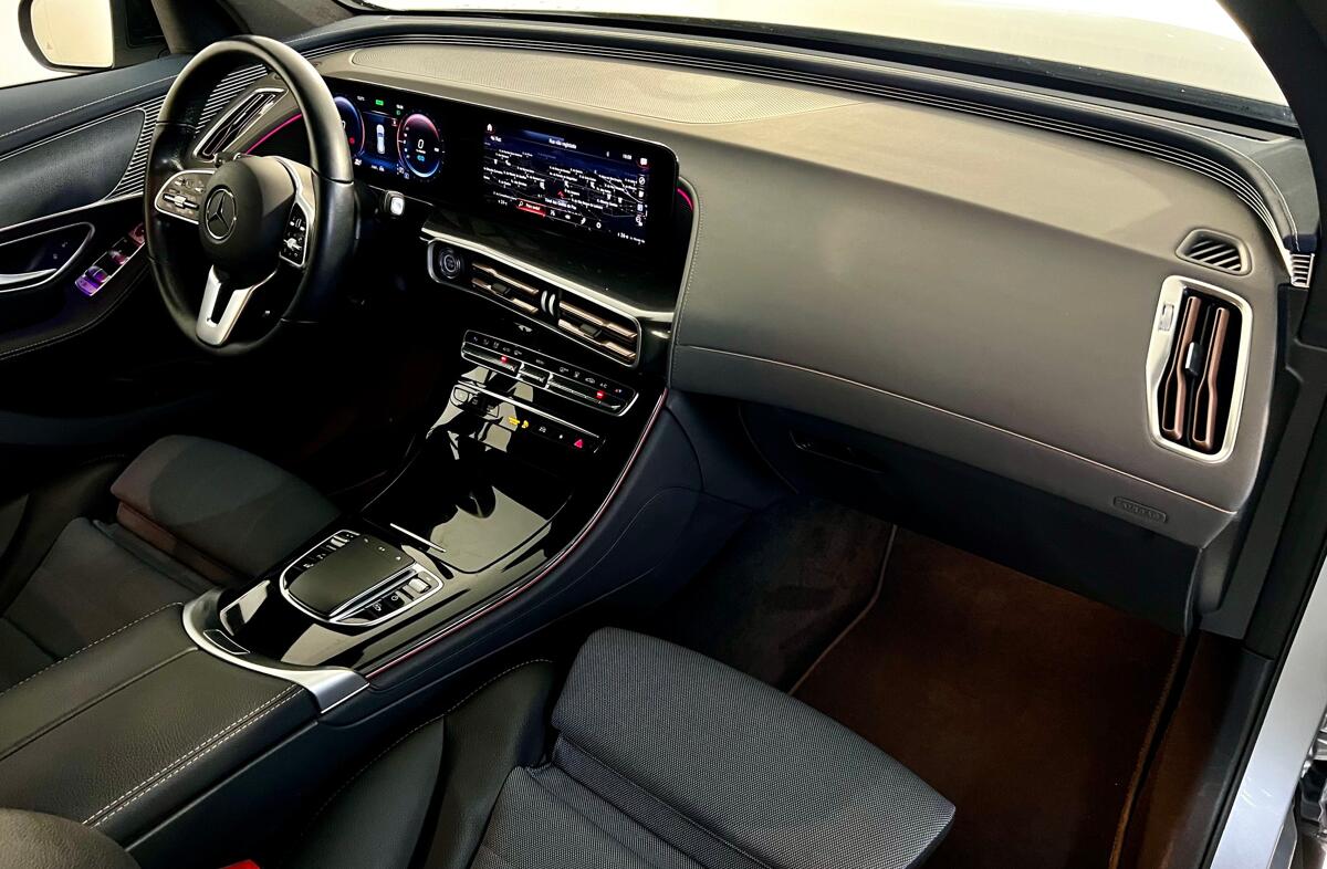MERCEDES EQC 400 4Matic