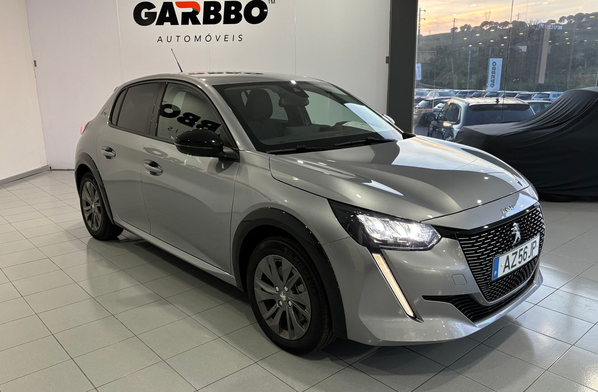 PEUGEOT 208 1.2 Hybrid Allure e-DCS6