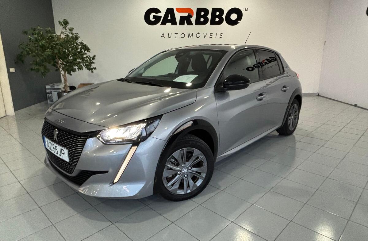 PEUGEOT 208 1.2 Hybrid Allure e-DCS6