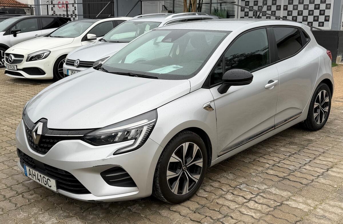 RENAULT Clio 1.0 TCe Limited