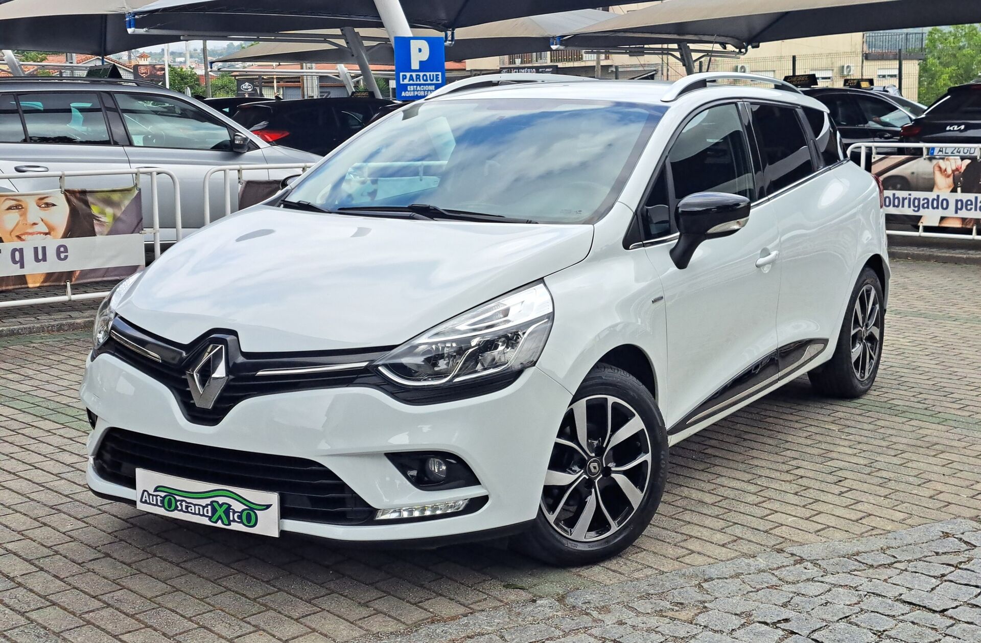 RENAULT Clio ST 0.9 TCe Limited
