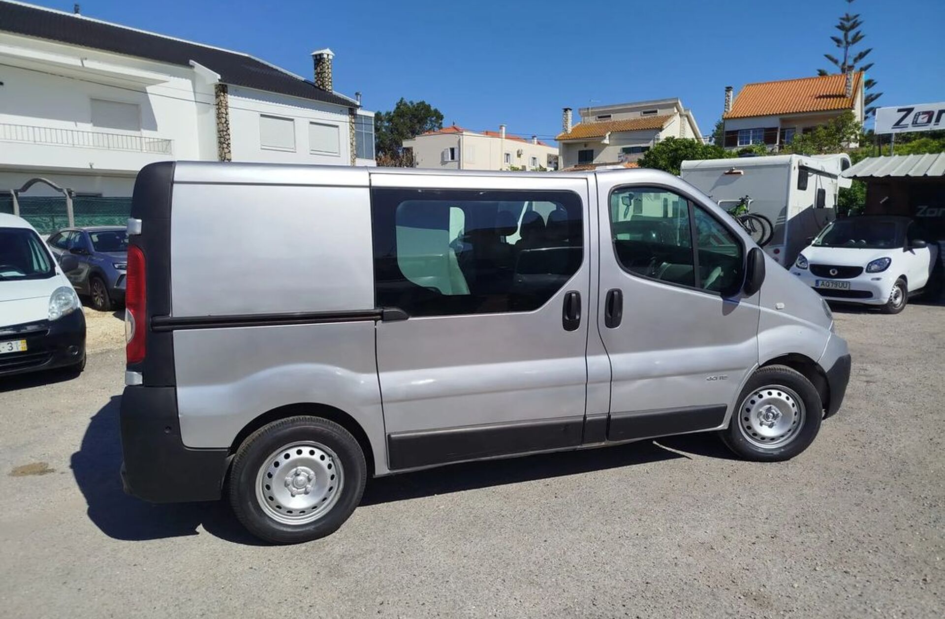 RENAULT Trafic TRAFIC