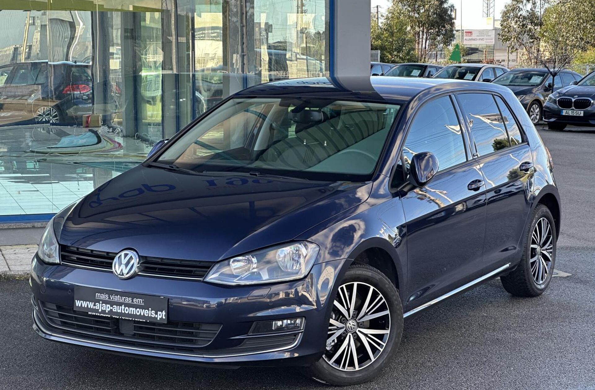 VOLKSWAGEN Golf 1.6 TDi Confortline