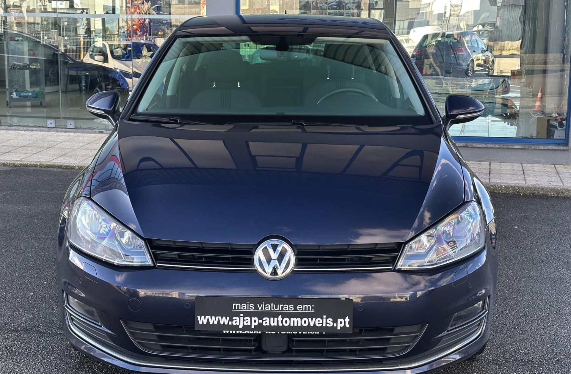VOLKSWAGEN Golf 1.6 TDi Confortline