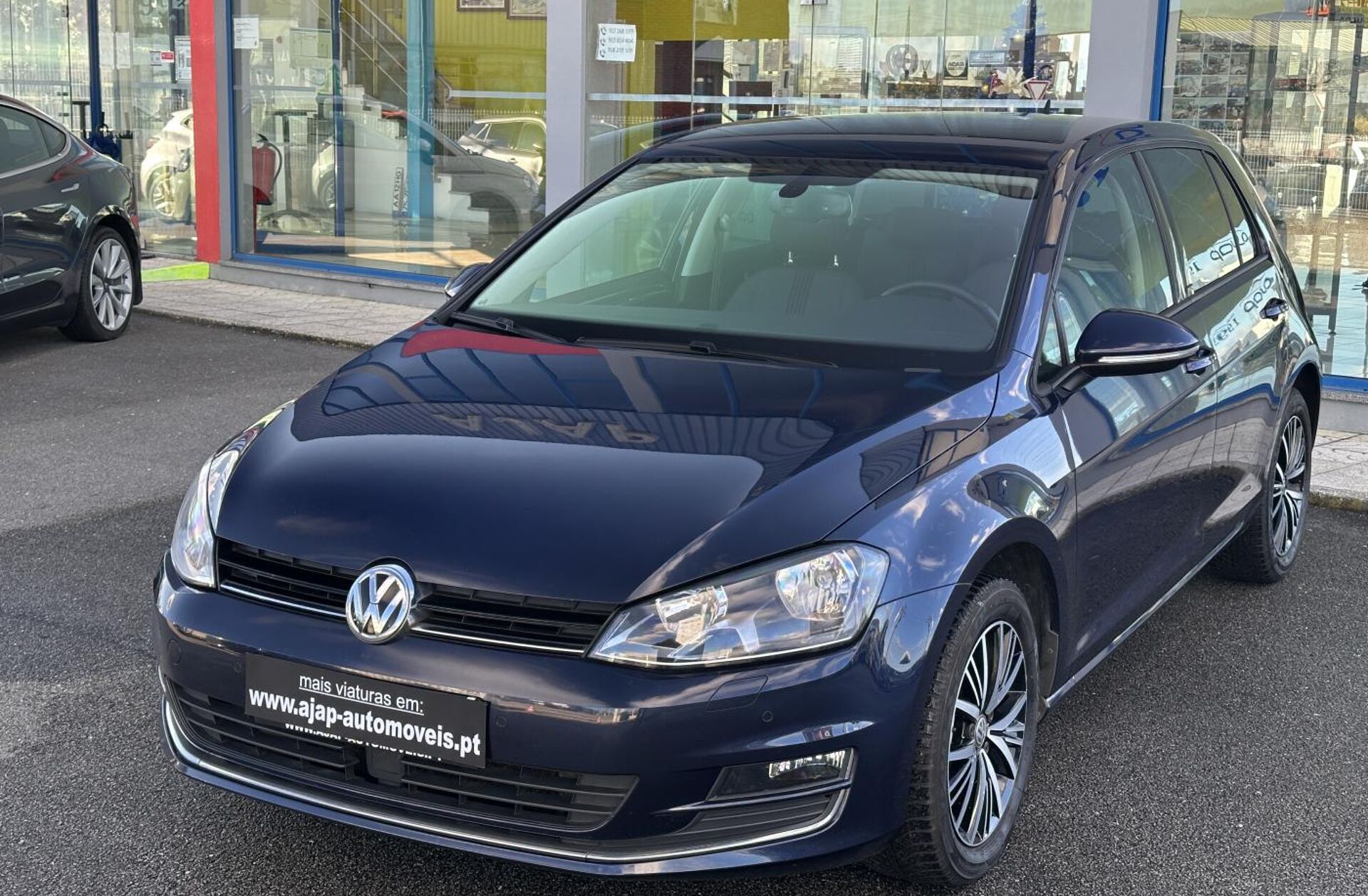 VOLKSWAGEN Golf 1.6 TDi Confortline