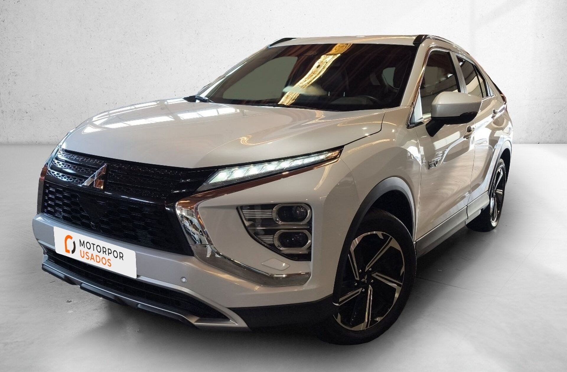 MITSUBISHI Eclipse Cross 2.4 PHEV eMotion