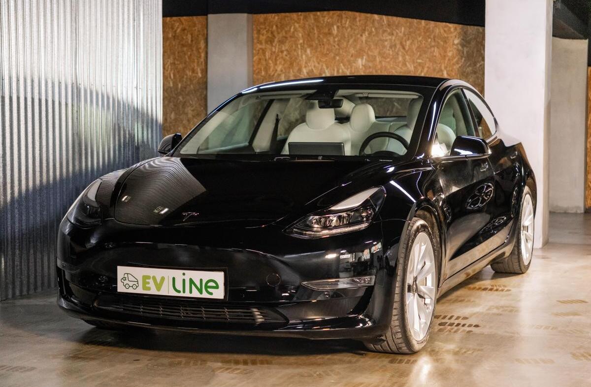 TESLA Model 3 Long-Range Dual Motor AWD