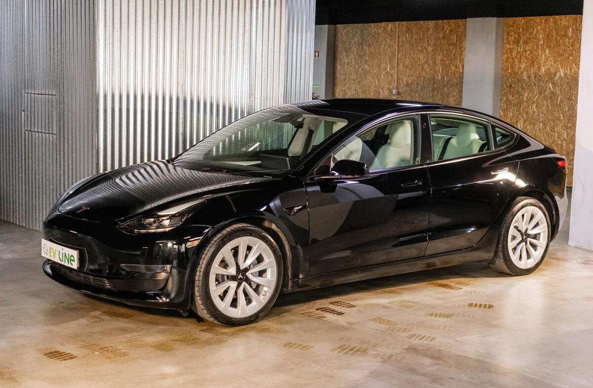 TESLA Model 3 Long-Range Dual Motor AWD