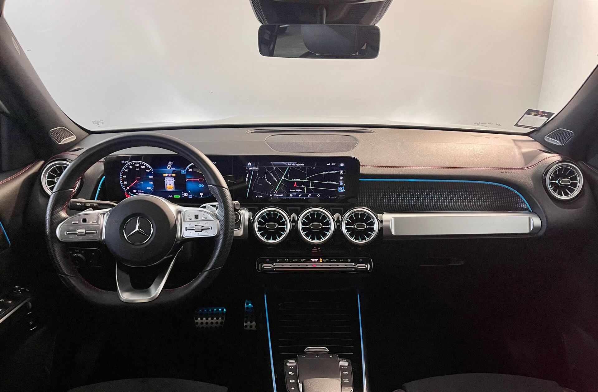 MERCEDES EQB 250 AMG Line