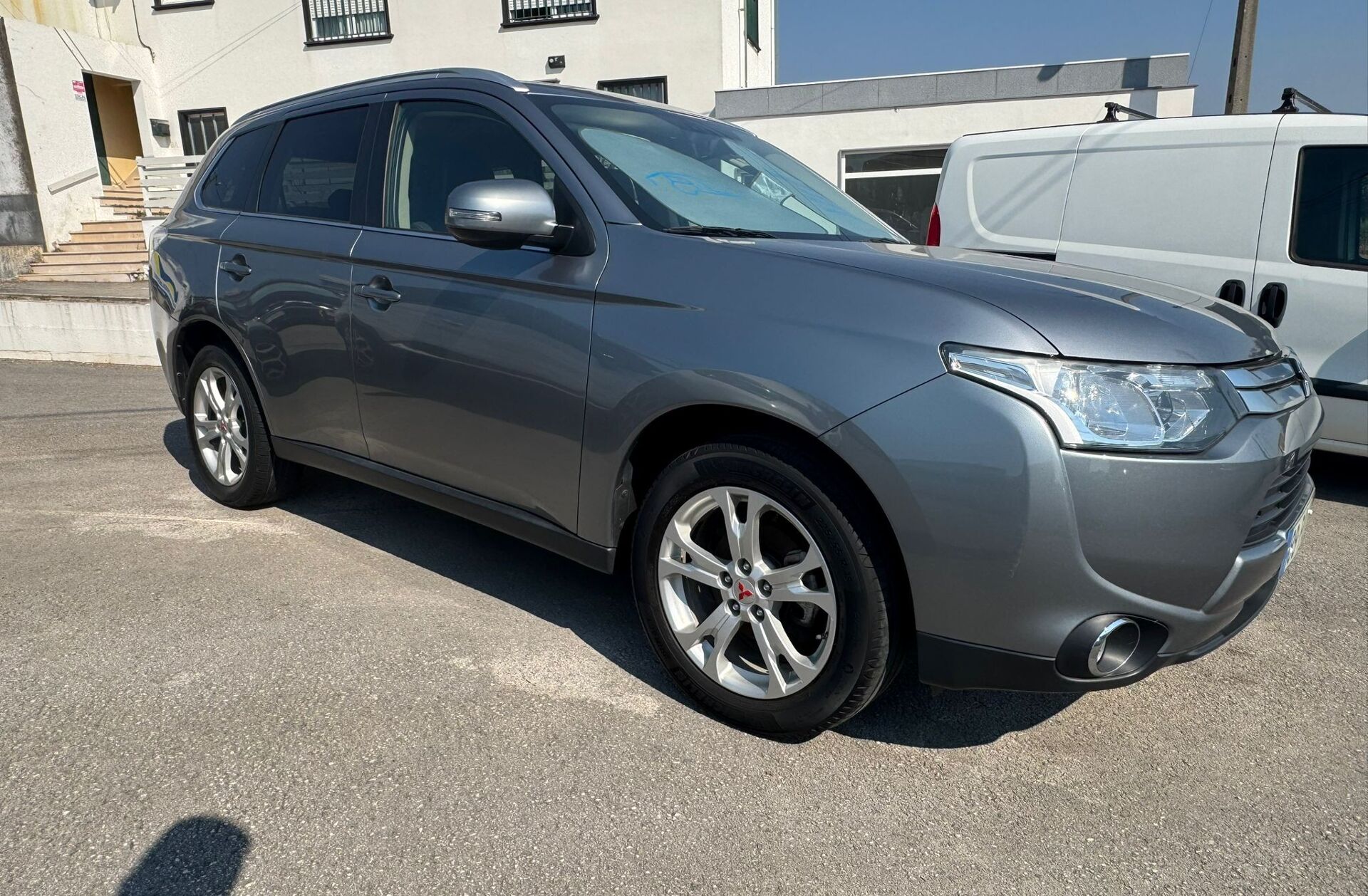 MITSUBISHI Outlander 2.2 DI-D Intense+