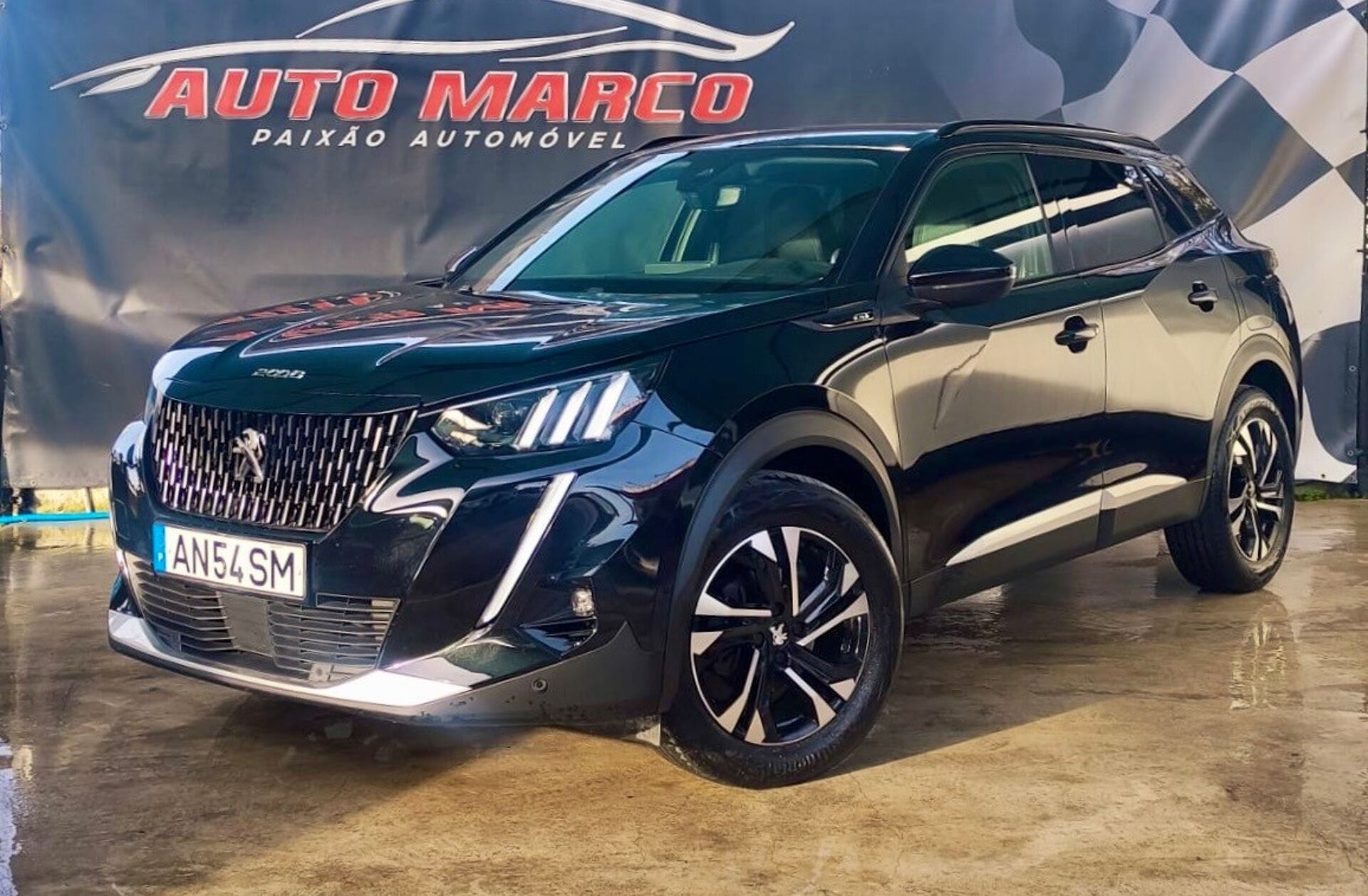 PEUGEOT 2008 1.2 PureTech GT