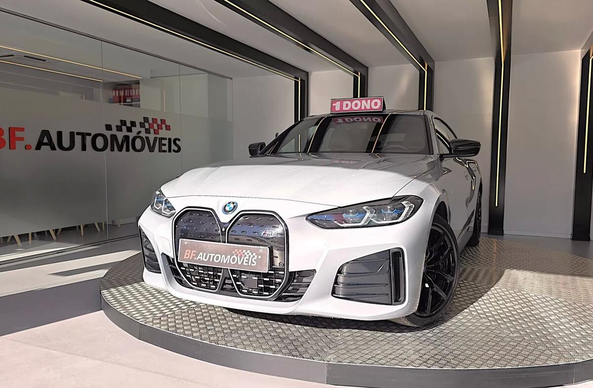 BMW i4 eDrive40 Desportiva M