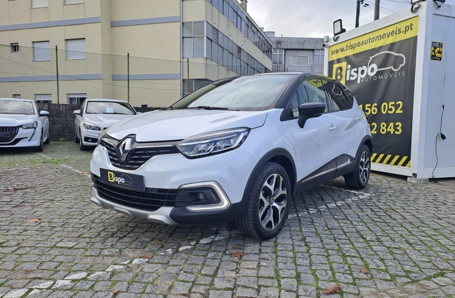 RENAULT Captur 1.2 TCe Initiale Paris EDC