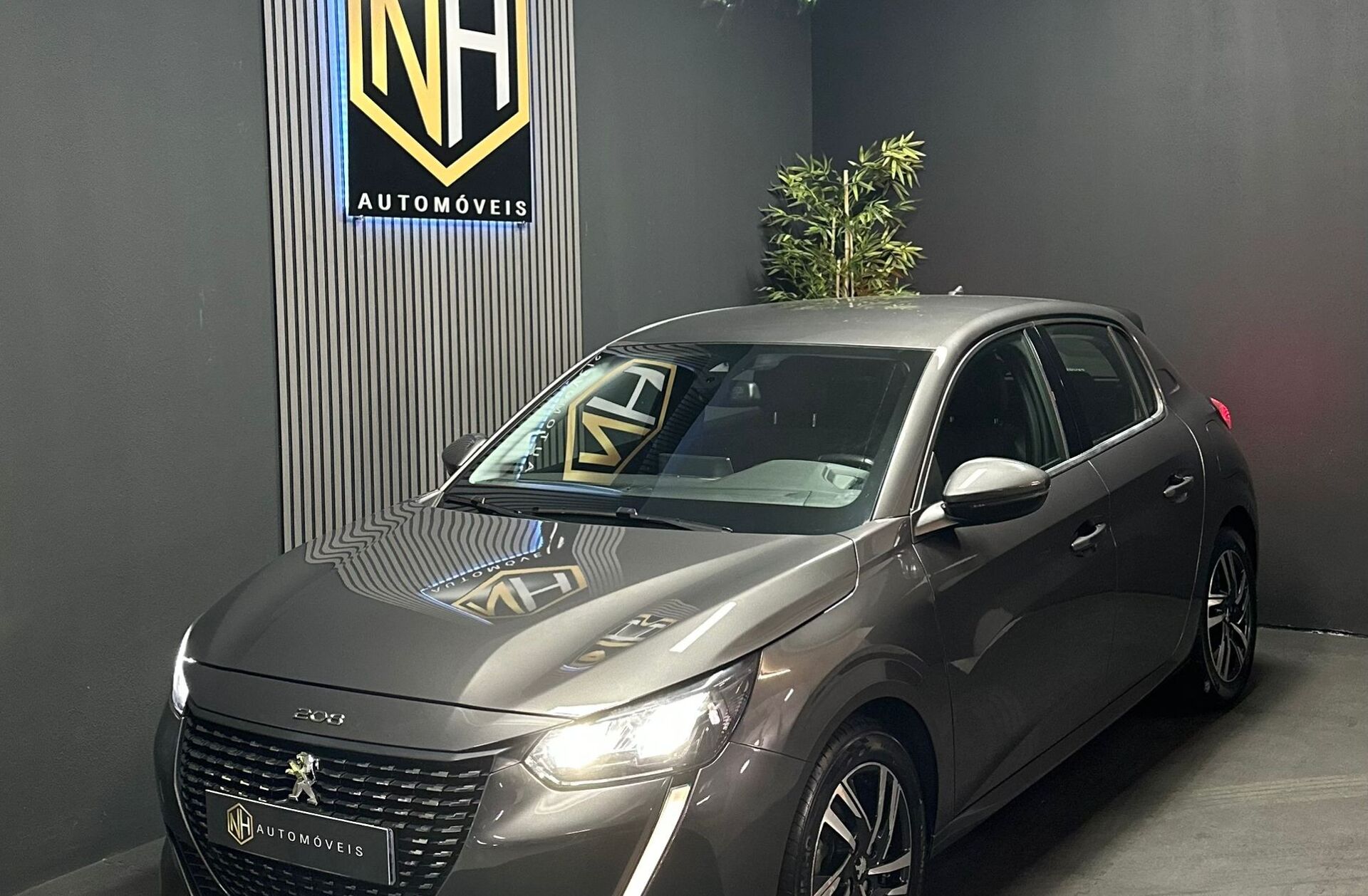 PEUGEOT 208 1.2 PureTech Allure EAT8