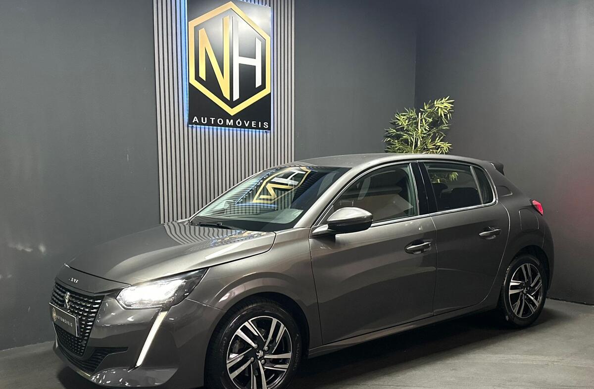 PEUGEOT 208 1.2 PureTech Allure EAT8