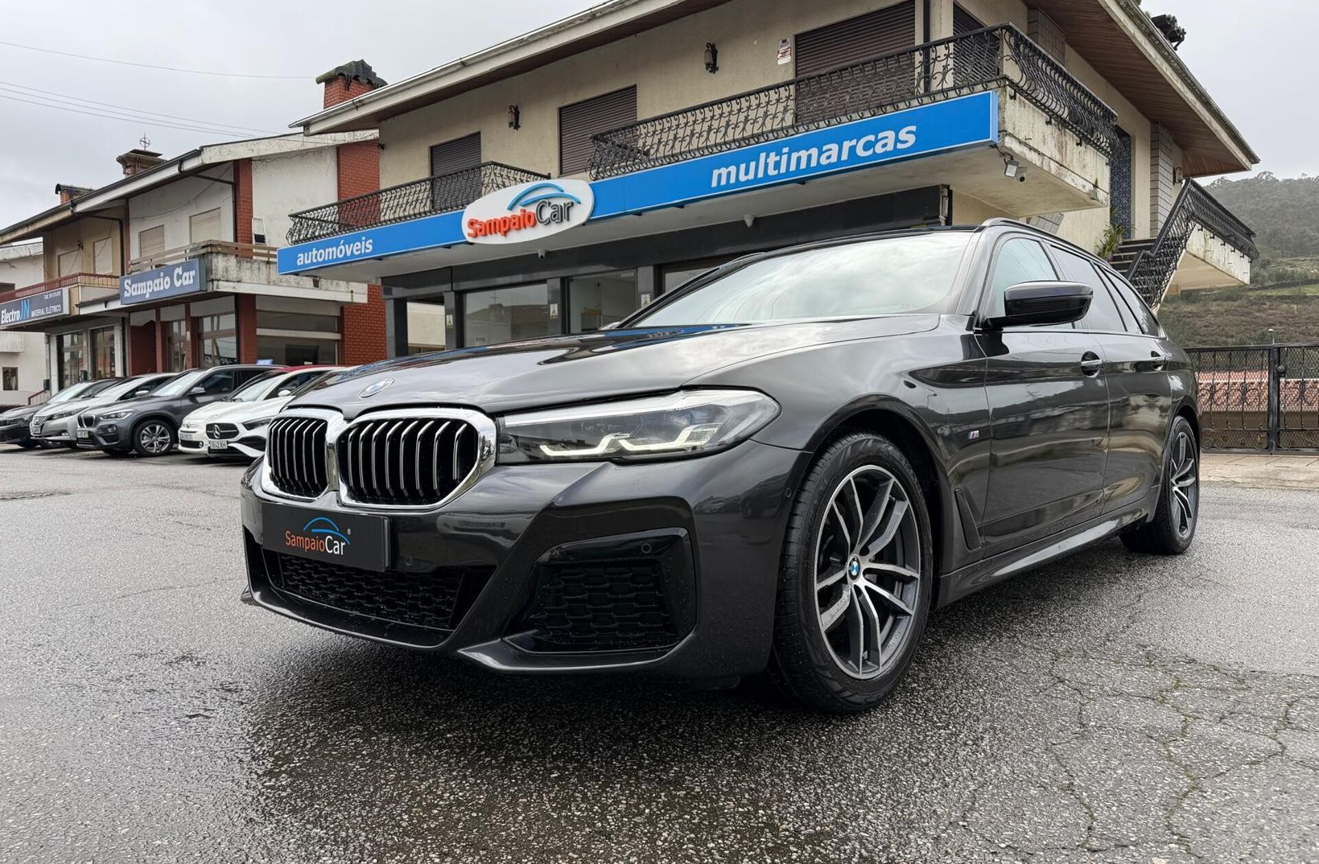 BMW Serie-5 520 d Pack Desportivo M Auto