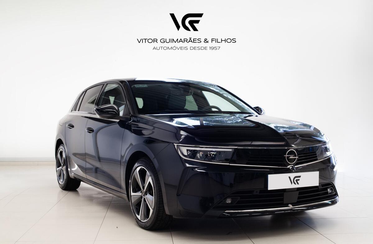 OPEL Astra 1.2 T Elegance