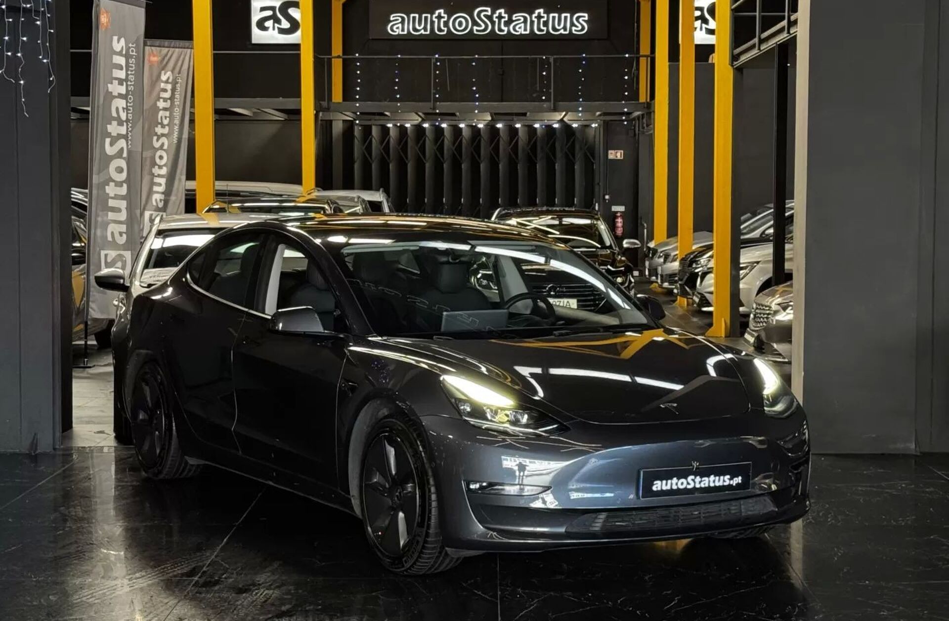 TESLA Model 3 Long Range Tração Integral