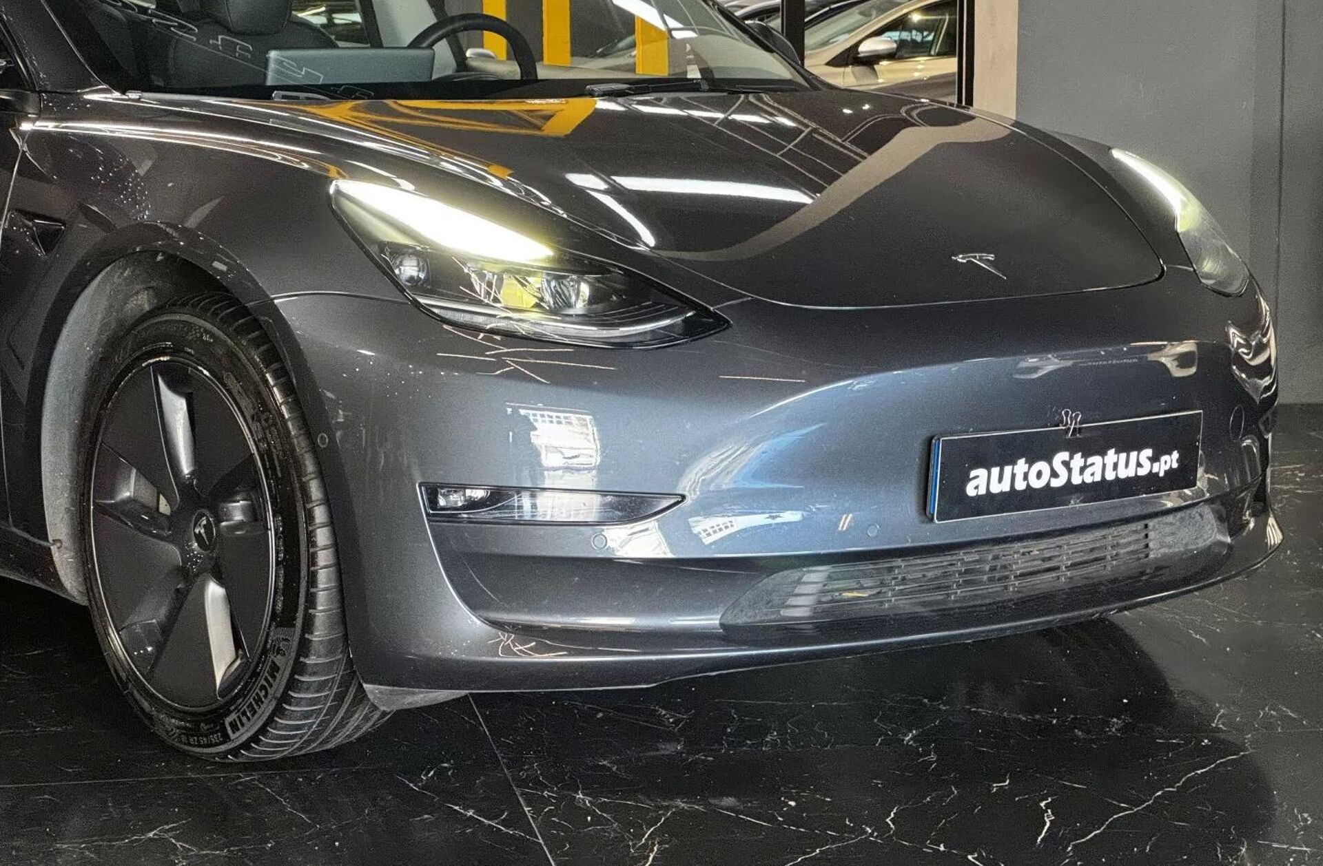 TESLA Model 3 Long Range Tração Integral